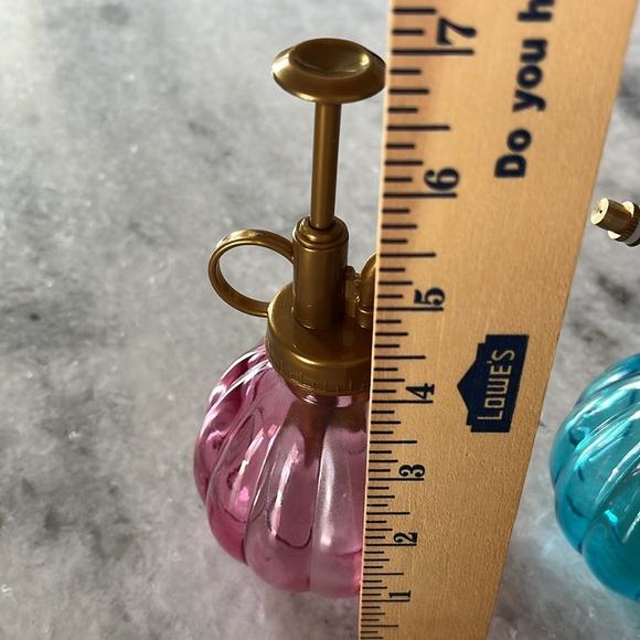 2 Glass Plant Water Sprayers Pink and Blue - Picture 6 of 8
